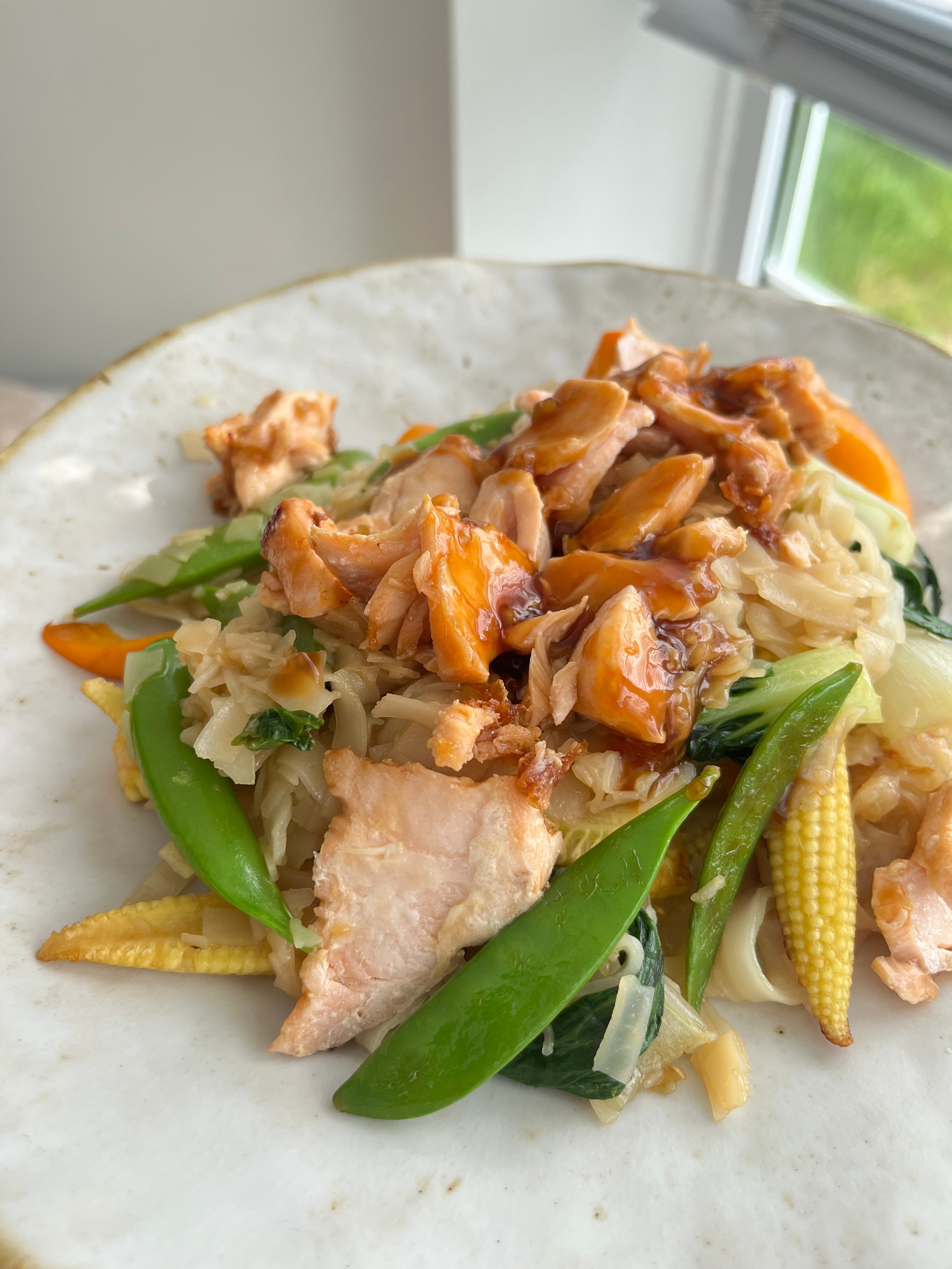 Teriyaki Salmon & Rice Noodles