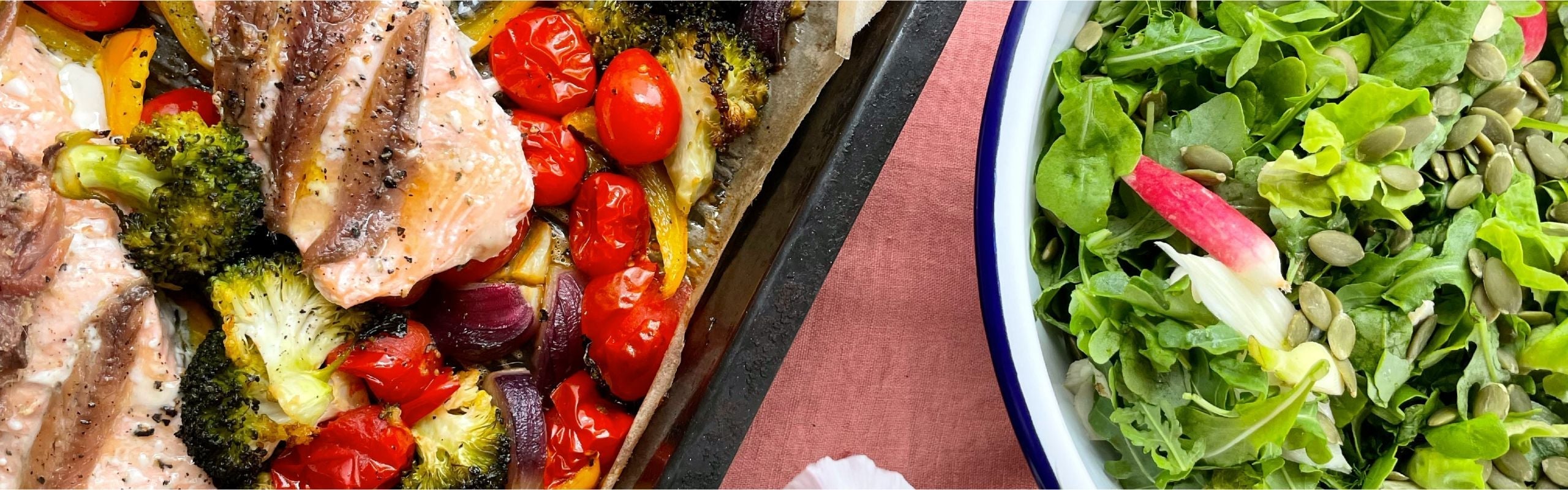 Salmon & rainbow vegetables traybake