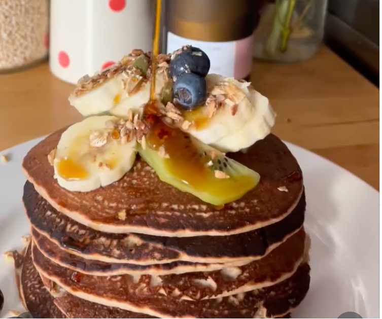 Banana & Collagen Pancakes